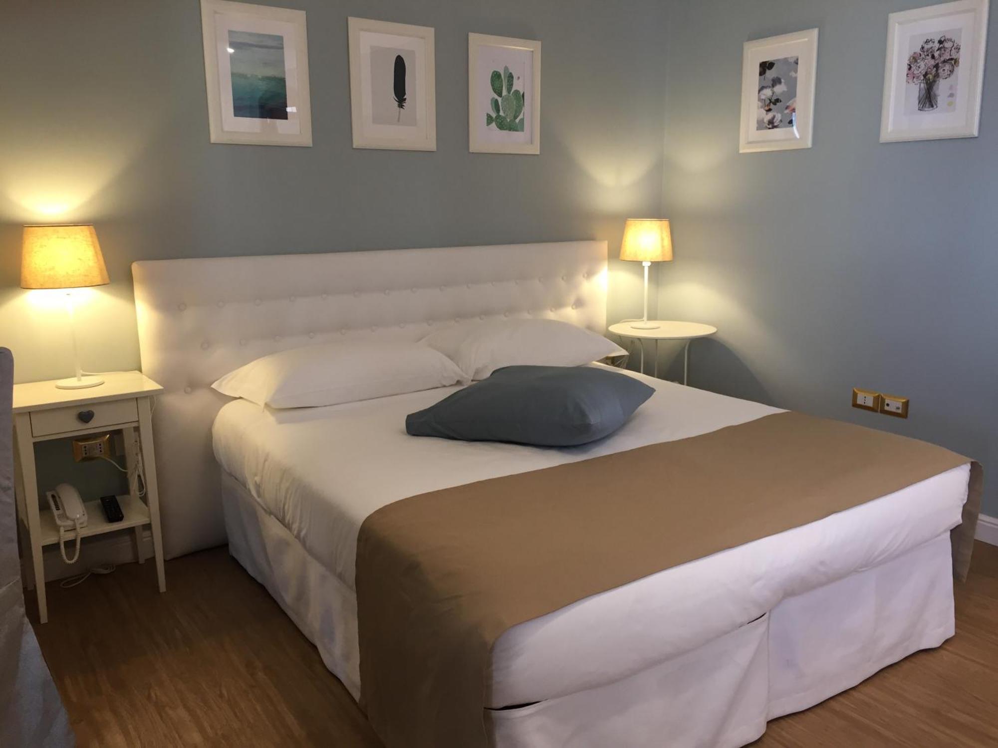 Aduepassi Apartments 만프레도니아 외부 사진